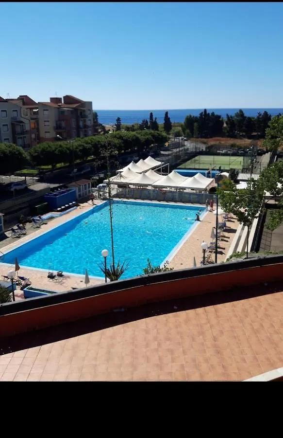 Appartamento Les Roches Noires Giardini Naxos